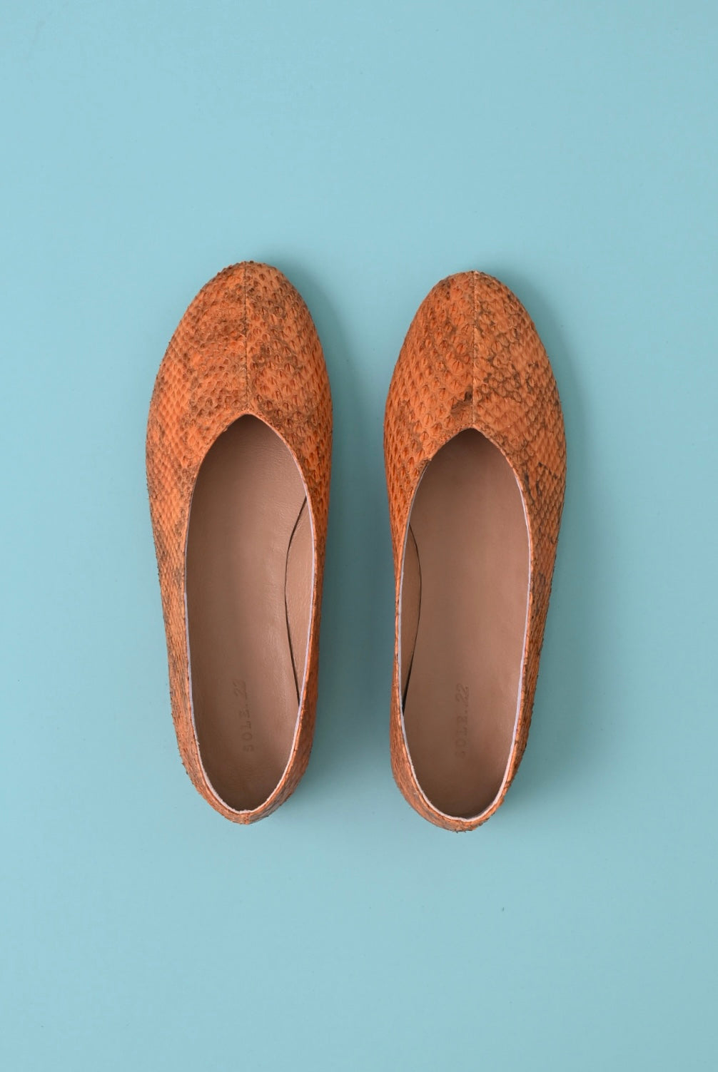The Python Glove - Apricot Orange