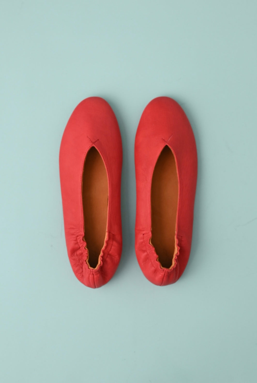 The Cloud Slip On - Raspberry Red
