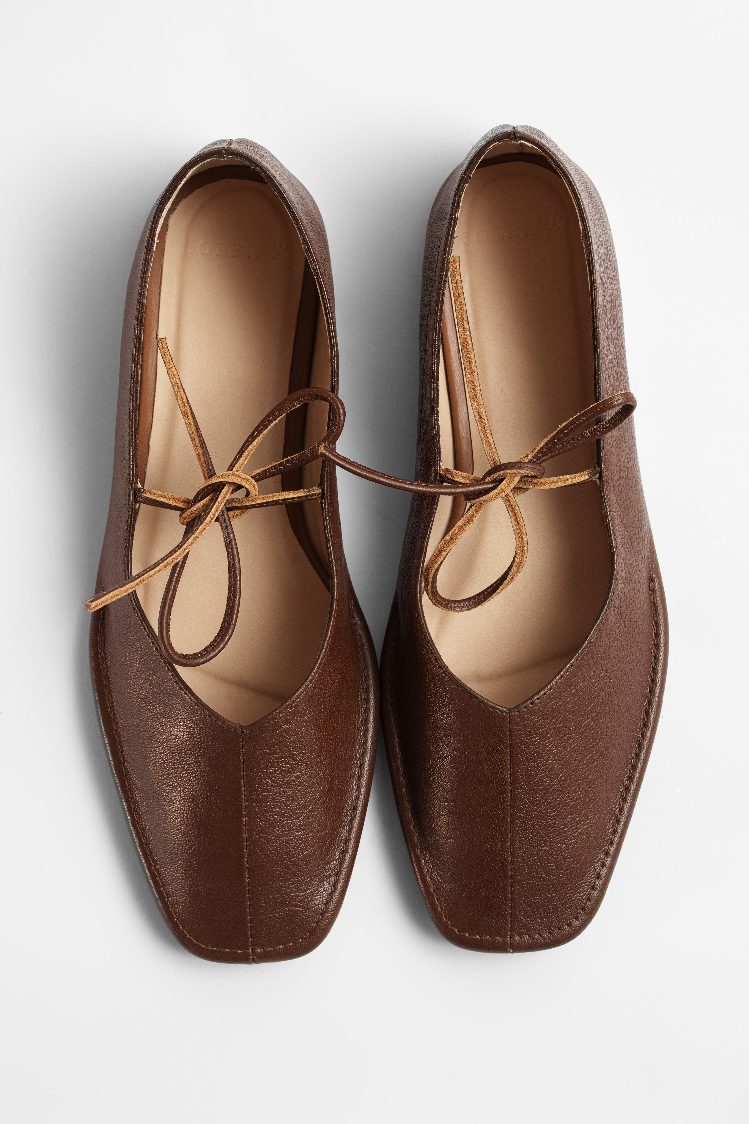 Quadra Brown Leather Ballet Flats