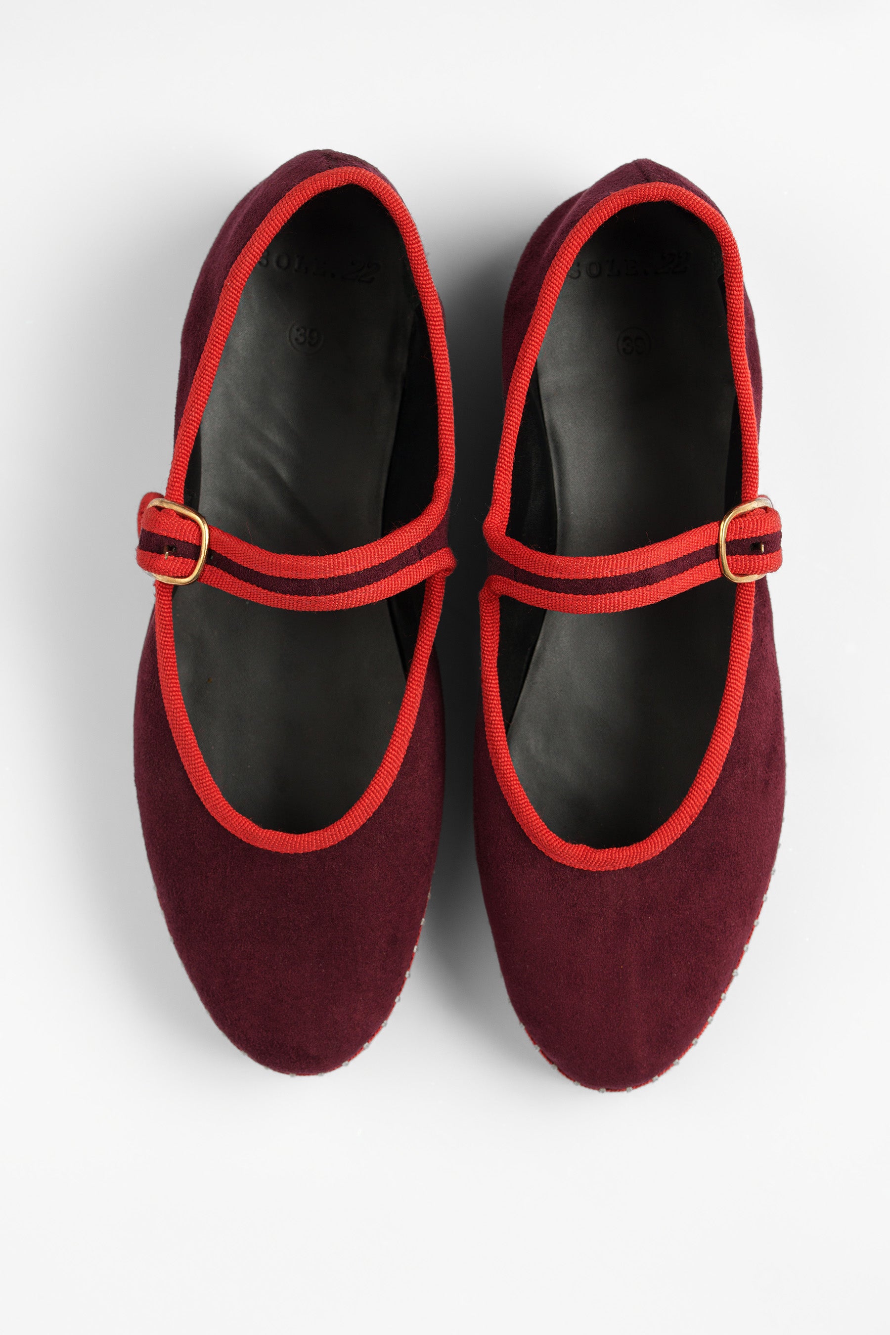 Mary Jane Del Sol - Red Mantilla