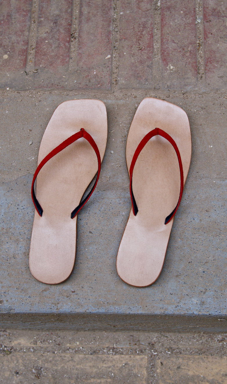 carmina red slipper