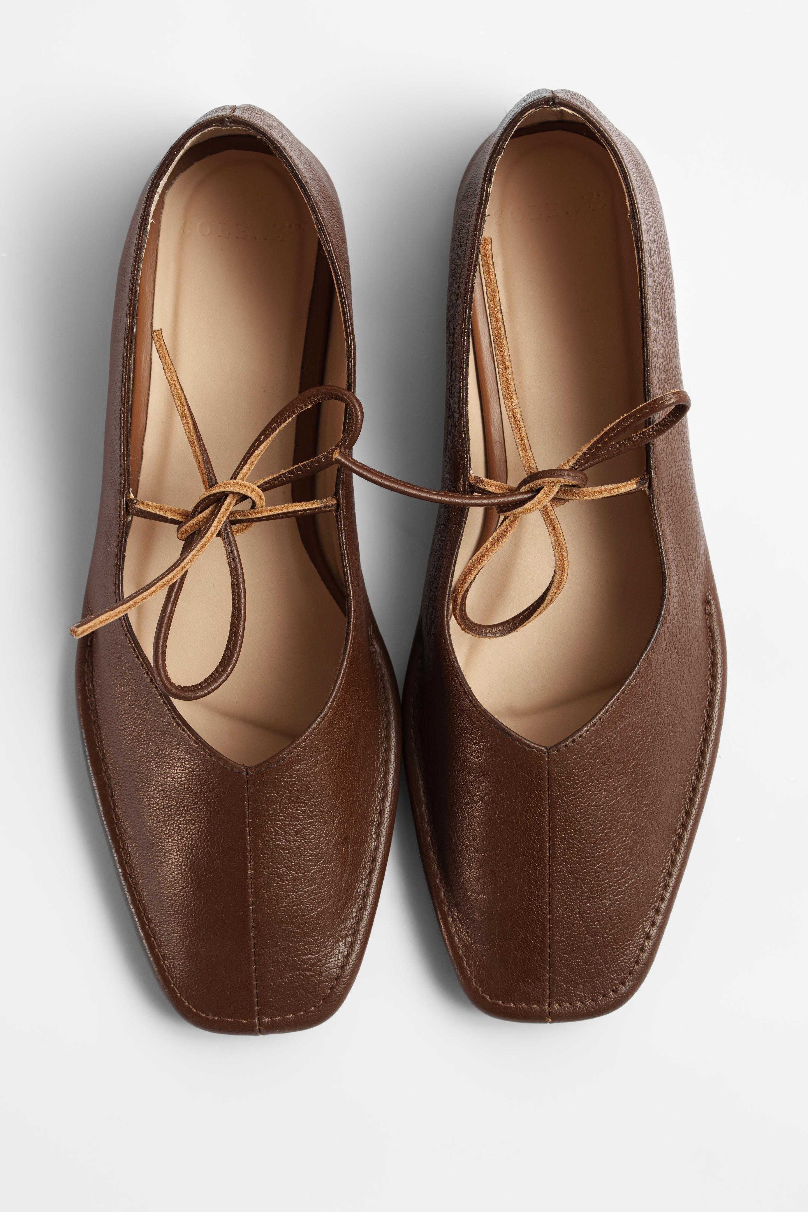 Quadra Brown Leather Ballet Flats
