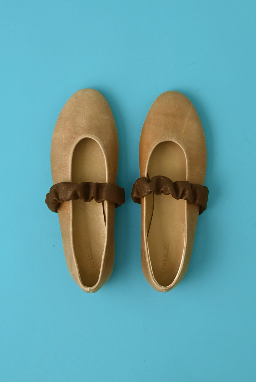 The Scrunch Ballerina - Beige